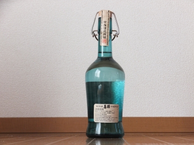 萬膳亥デキャンタ 裏